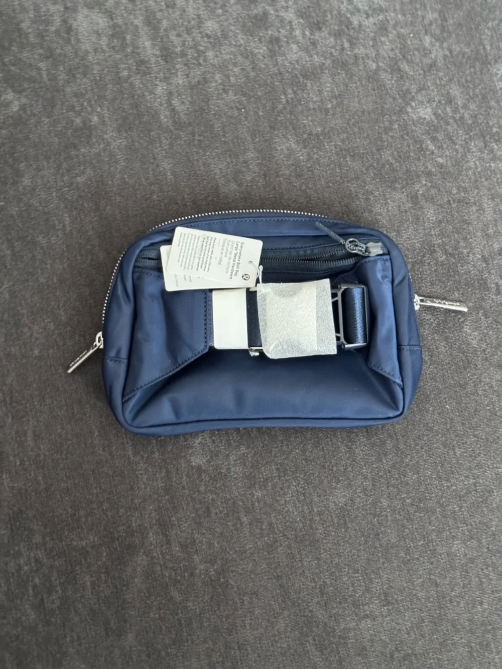 lululemon Everywhere Belt Bag